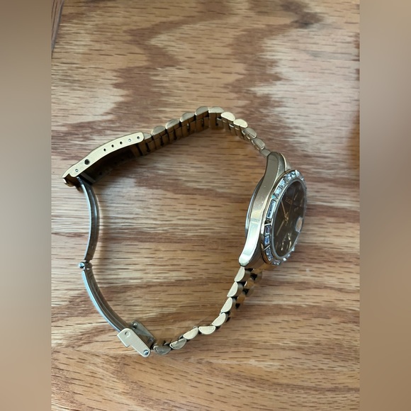 Elgin Gold Tone FG147N Wrist Watch Men Crystal Date - Picture 3 of 6